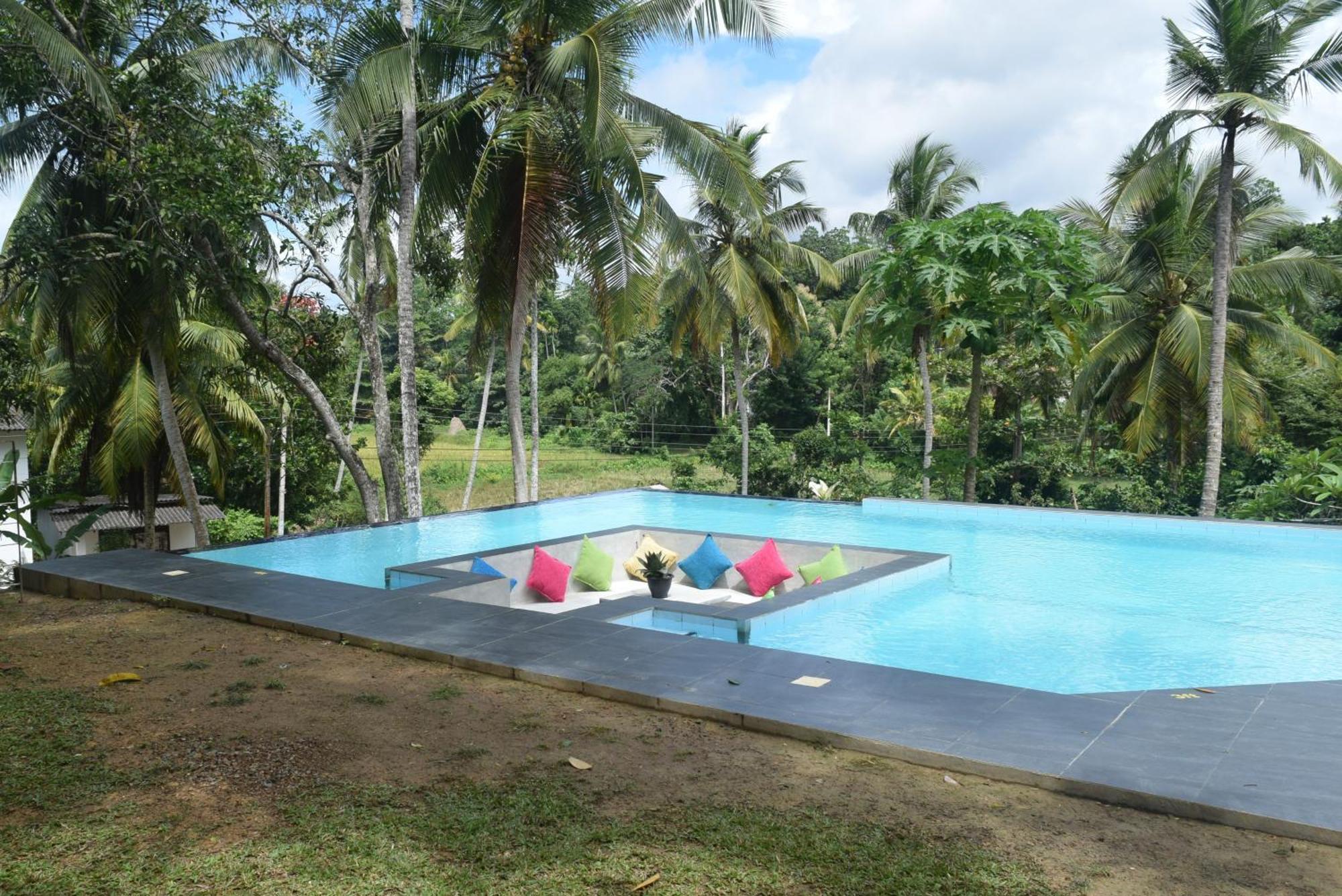Muthu Nila Villas- Mirissa Exterior photo